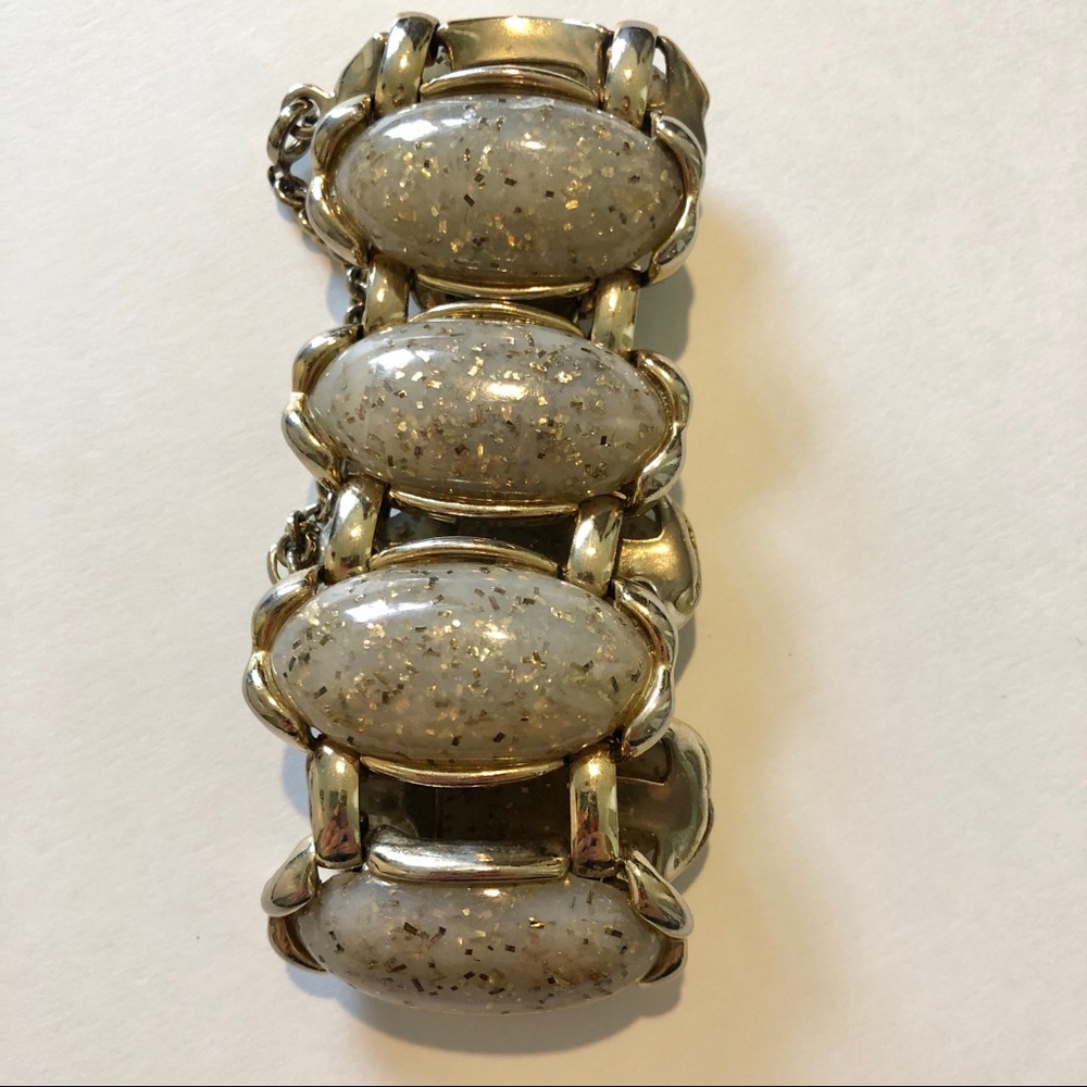 Vintage Accent Bracelet